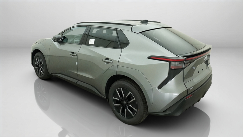 New 2026 Heavy Metal Toyota XLE image 47