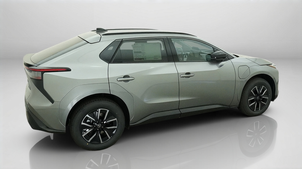 New 2026 Heavy Metal Toyota XLE image 41