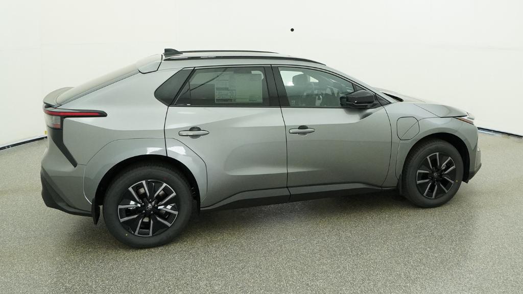 New 2026 Heavy Metal <sup>1</sup> Toyota  XLE image 20