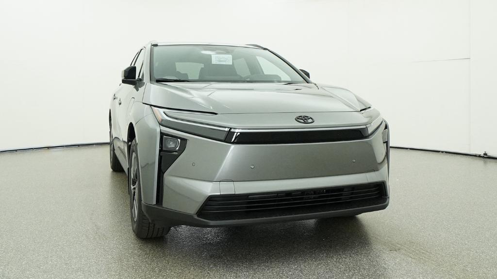 New 2026 Heavy Metal <sup>1</sup> Toyota  XLE image 4