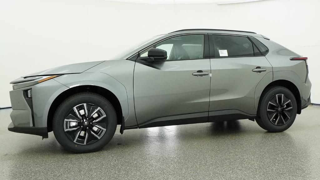 New 2026 Heavy Metal <sup>1</sup> Toyota  XLE image 9