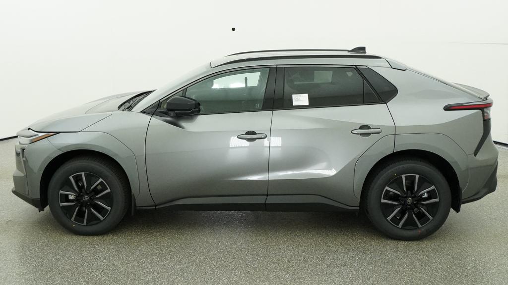 New 2026 Heavy Metal <sup>1</sup> Toyota  XLE image 8