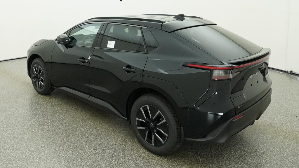 New 2026 Midnight Black Metallic Toyota  XLE image 5