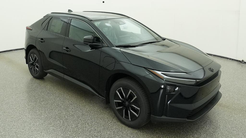 New 2026 Midnight Black Metallic Toyota  XLE image 21