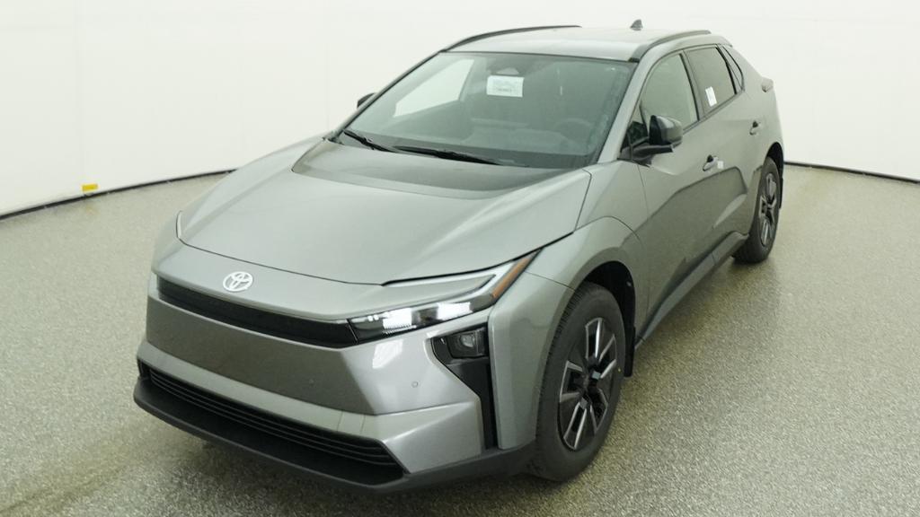 New 2026 Heavy Metal <sup>1</sup> Toyota  XLE image 3