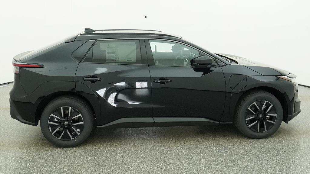 New 2026 Midnight Black Metallic Toyota XLE image 59