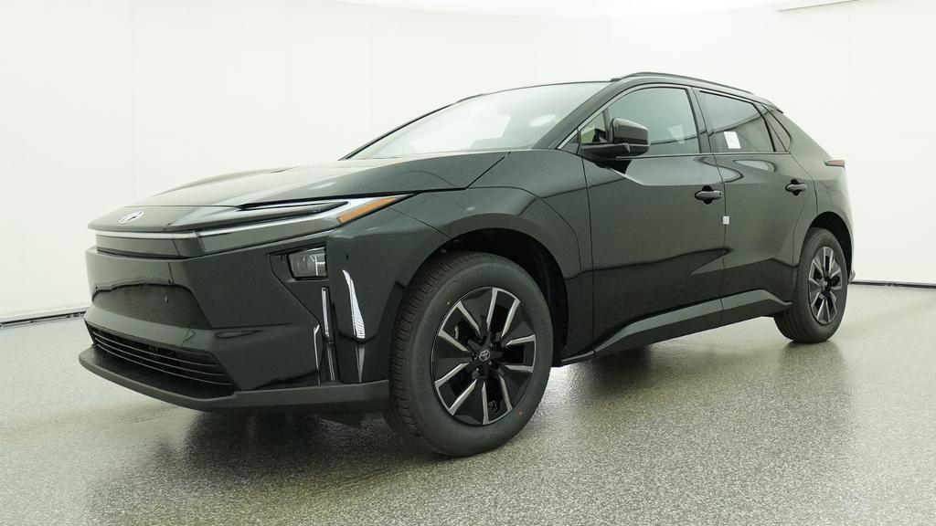 New 2026 Midnight Black Metallic Toyota XLE image 51