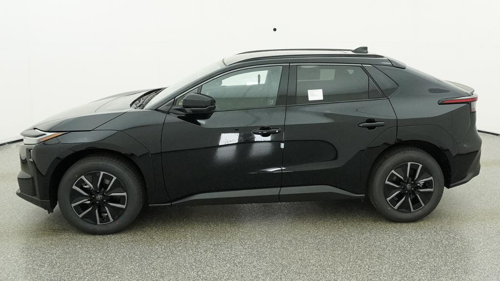 New 2026 Midnight Black Metallic Toyota XLE image 48