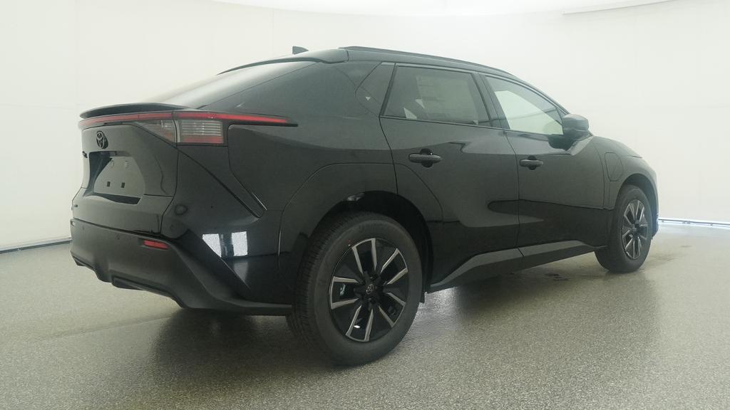 New 2026 Midnight Black Metallic Toyota XLE image 37