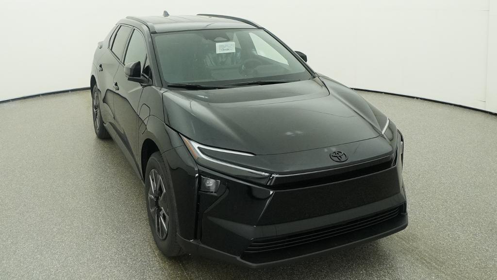 New 2026 Midnight Black Metallic Toyota XLE image 28