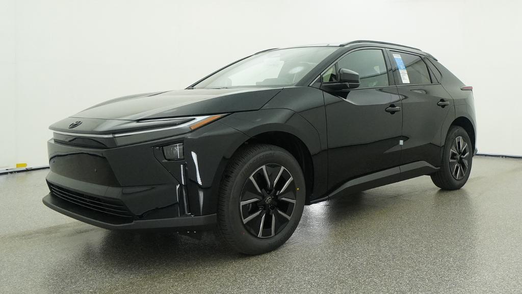 New 2026 Midnight Black Metallic Toyota XLE image 26