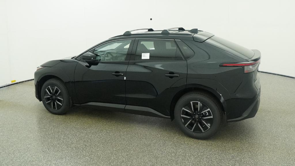 New 2026 Midnight Black Metallic Toyota  XLE image 32