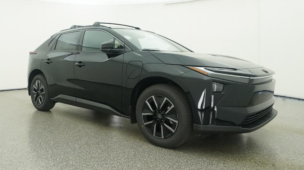 New 2026 Midnight Black Metallic Toyota  XLE image 26