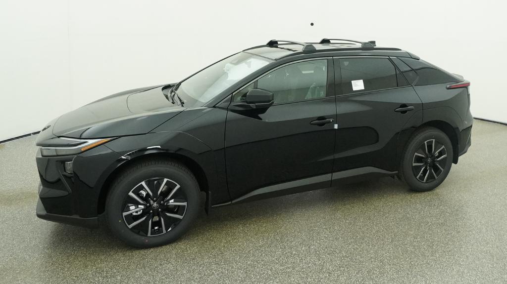 New 2026 Midnight Black Metallic Toyota  XLE image 24