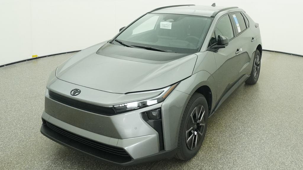 New 2026 Heavy Metal Toyota XLE image 40