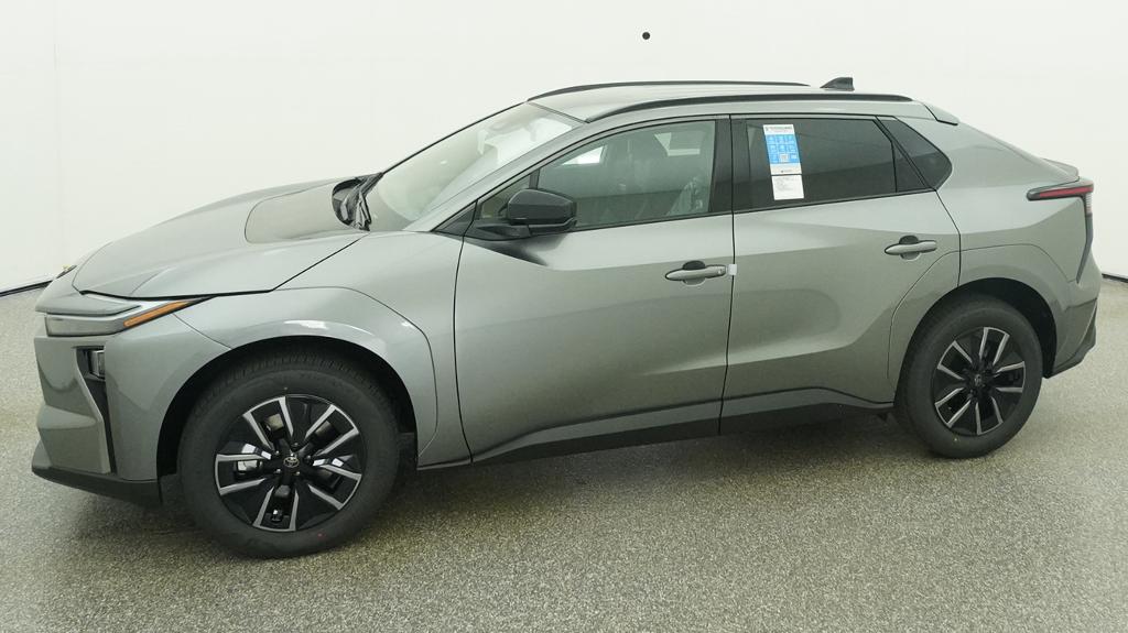 New 2026 Heavy Metal Toyota XLE image 25