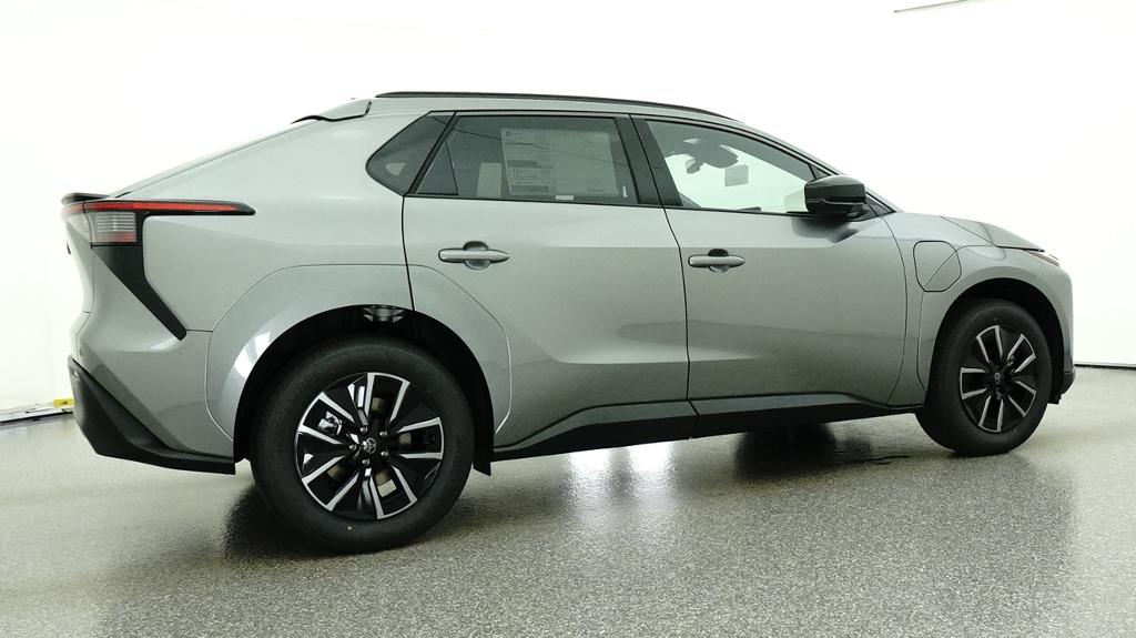 New 2026 Heavy Metal <sup>1</sup> Toyota  XLE image 34
