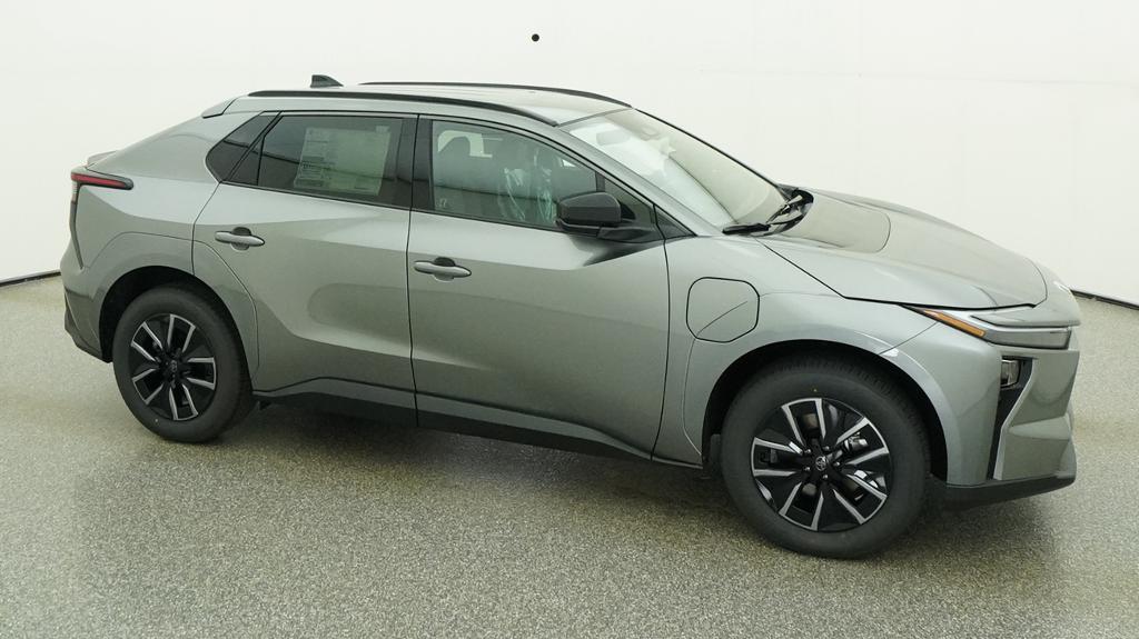 New 2026 Heavy Metal <sup>1</sup> Toyota  XLE image 31