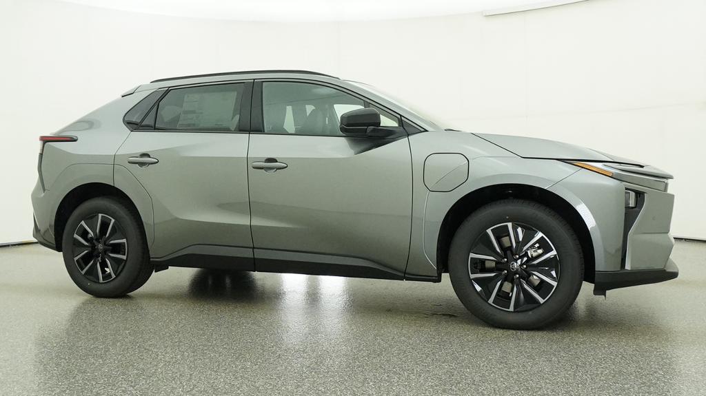 New 2026 Heavy Metal <sup>1</sup> Toyota  XLE image 30