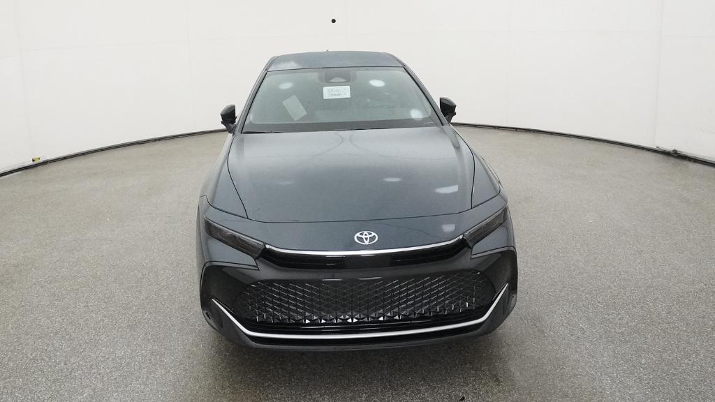 2026 Toyota Crown XLE photo 2