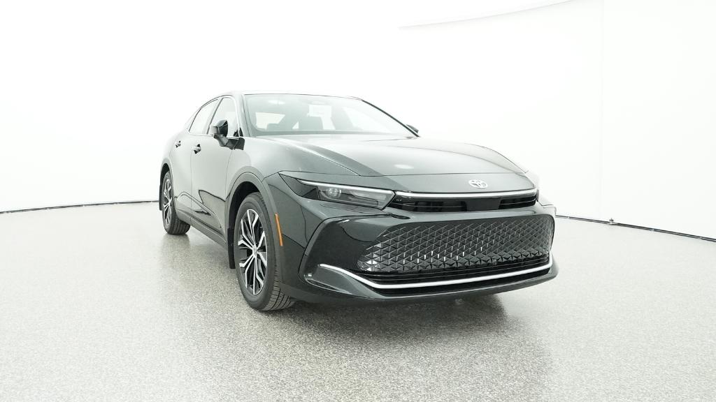 2026 Toyota Crown XLE photo 4