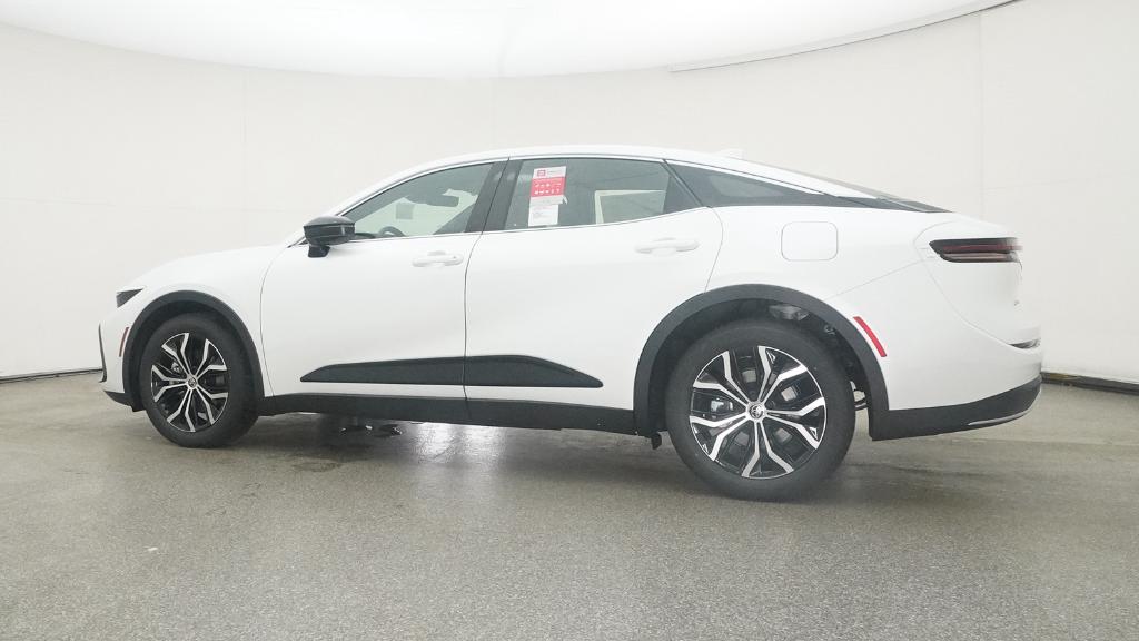 2026 Toyota Crown XLE - Photo 37