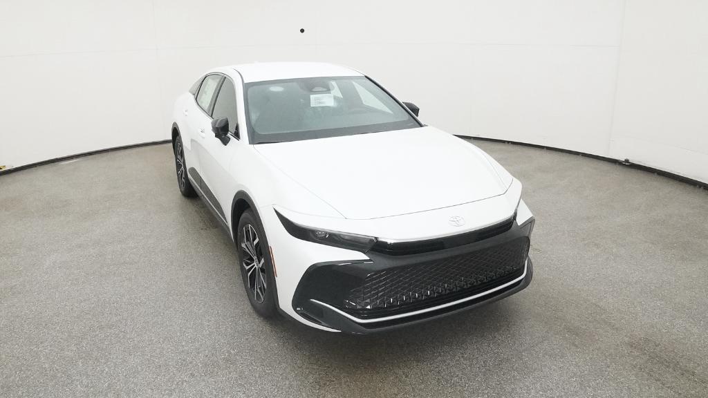 2026 Toyota Crown XLE - Photo 38