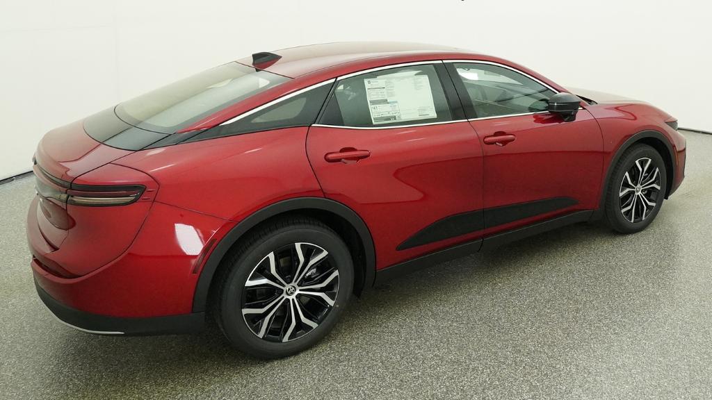 New 2026 Finish Line Red <sup>1</sup> Toyota  XLE image 7
