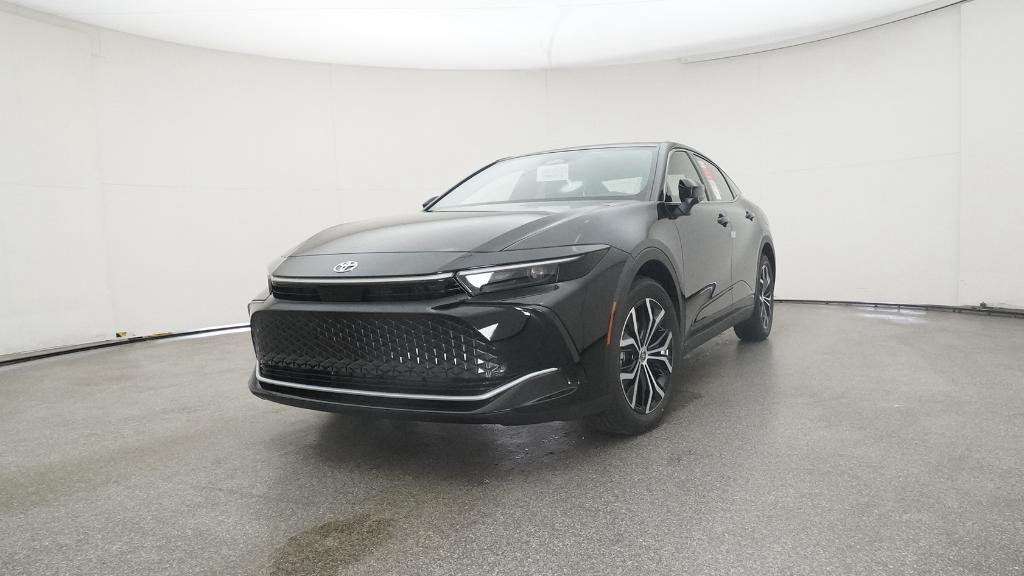 2026 Toyota Crown XLE photo 4