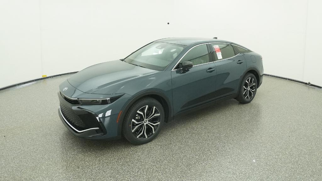 2026 Toyota Crown XLE's photo