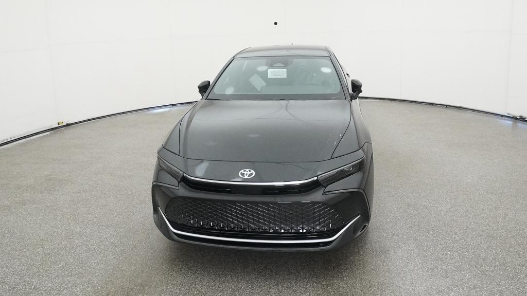 2026 Toyota Crown XLE photo 2