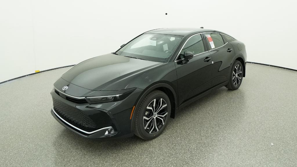 2026 Toyota Crown XLE's photo