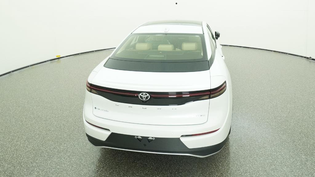 2026 Toyota Crown Limited photo 4