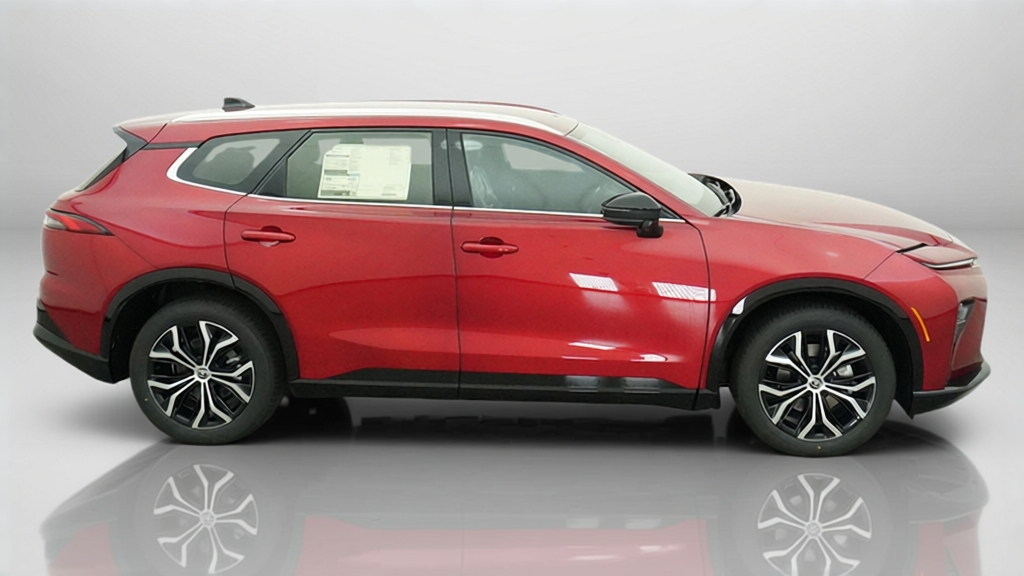New 2026 Finish Line Red <sup>1</sup> Toyota  XLE image 7