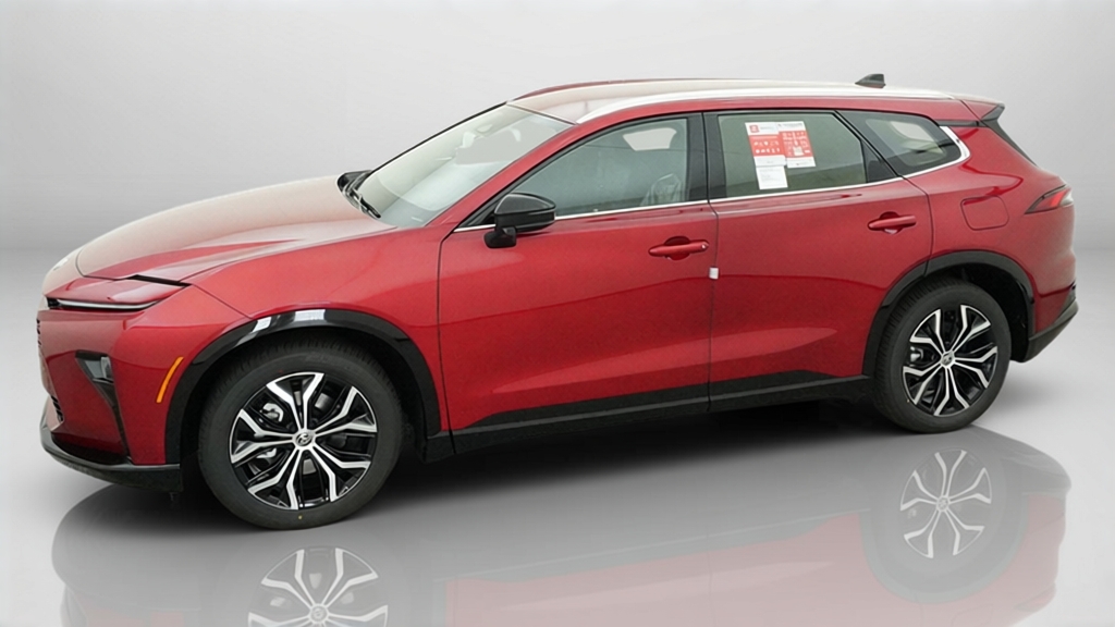 New 2026 Finish Line Red <sup>1</sup> Toyota  XLE image 3