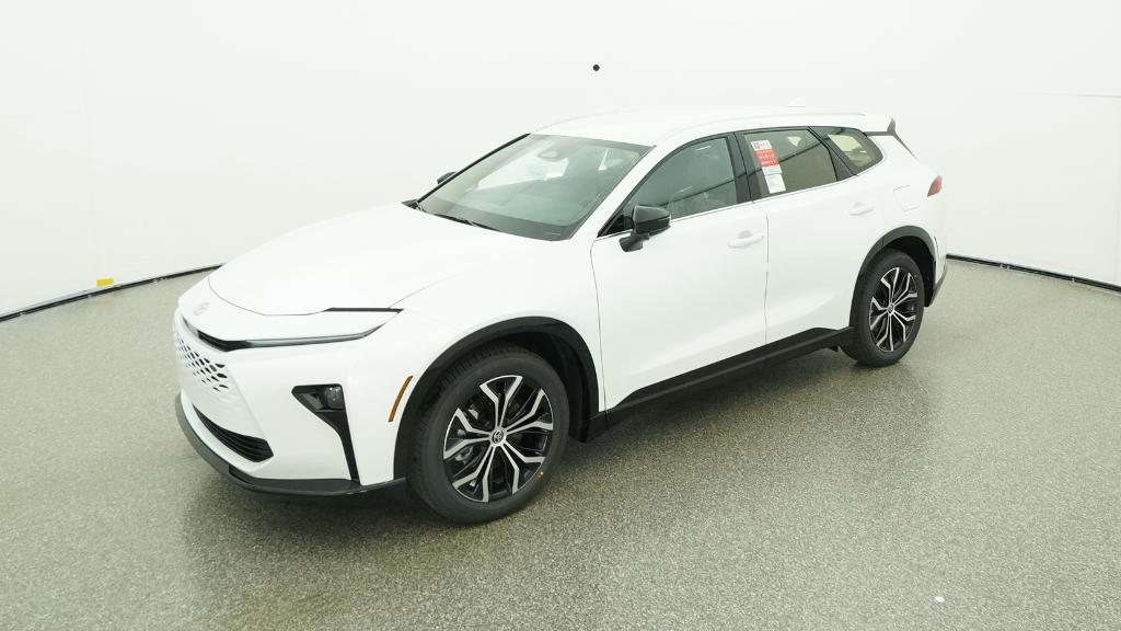 2026 Toyota Crown Signia XLE's photo