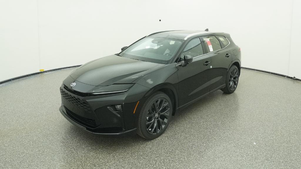 2025 Toyota Crown Signia Limited's photo