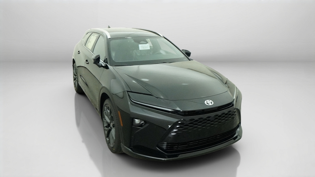 2026 Toyota Crown Signia Limited - Photo 14