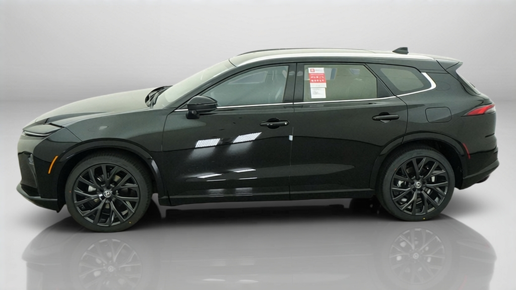2026 Toyota Crown Signia Limited - Photo 16