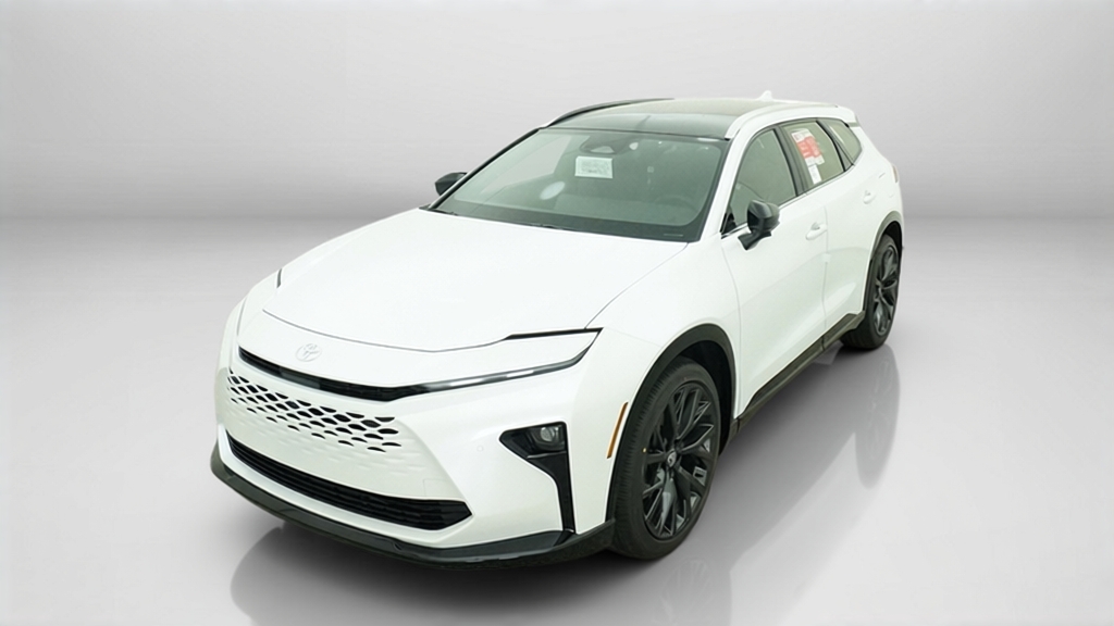 2026 Toyota Crown Signia LIMITED SUV Slide 2