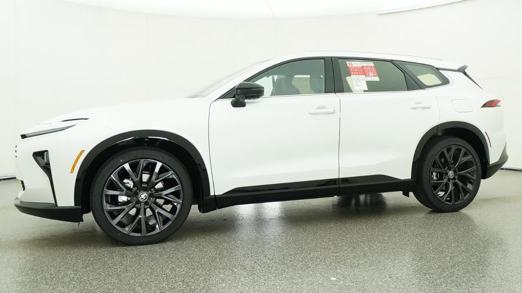 New 2026 Oxygen White <sup>1</sup> Toyota  Limited image 15