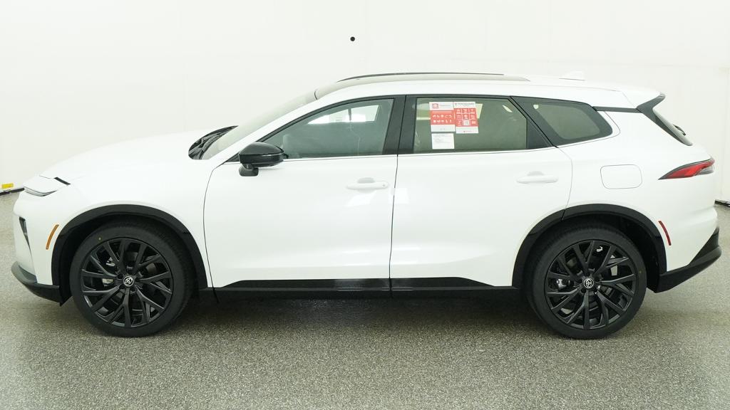 New 2026 Oxygen White <sup>1</sup> Toyota  Limited image 14