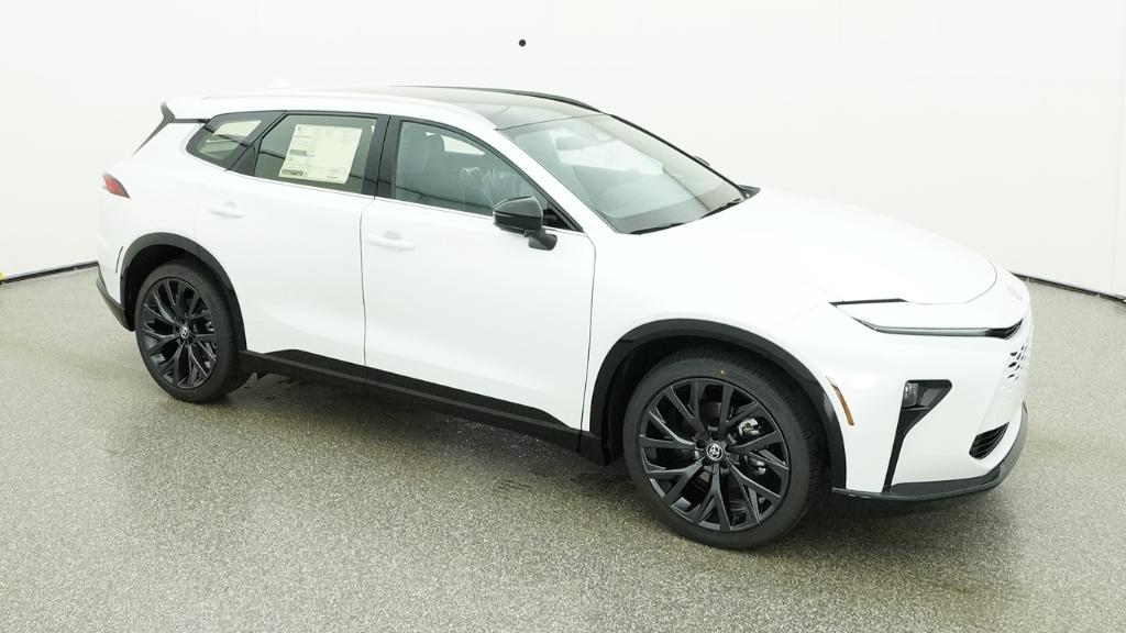 New 2026 Oxygen White Toyota Limited image 31