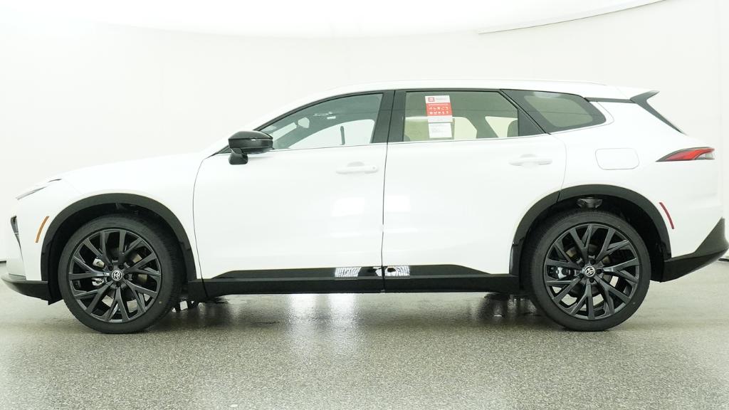 New 2026 Oxygen White Toyota Limited image 23