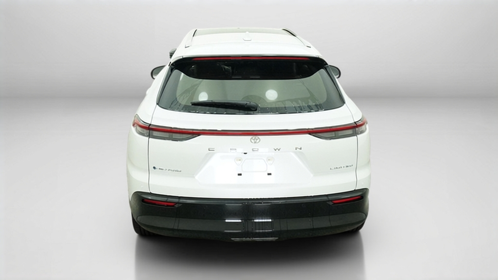 New 2026 Oxygen White <sup>1</sup> Toyota  Limited image 12