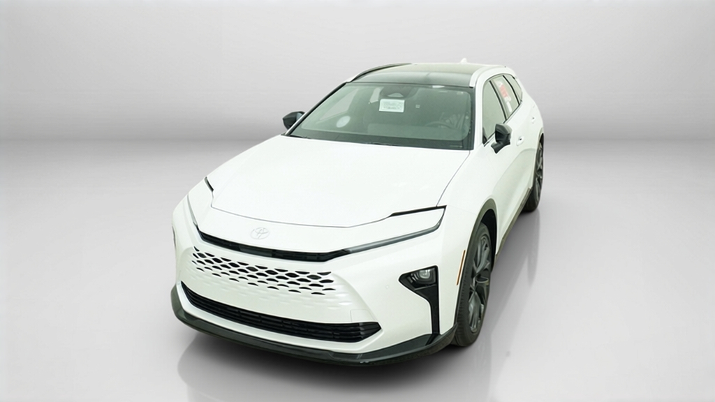 New 2026 Oxygen White <sup>1</sup> Toyota  Limited image 10