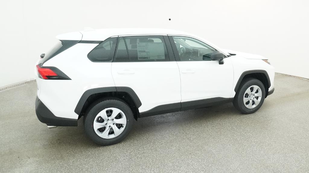 2025 Toyota RAV4 LE photo 22