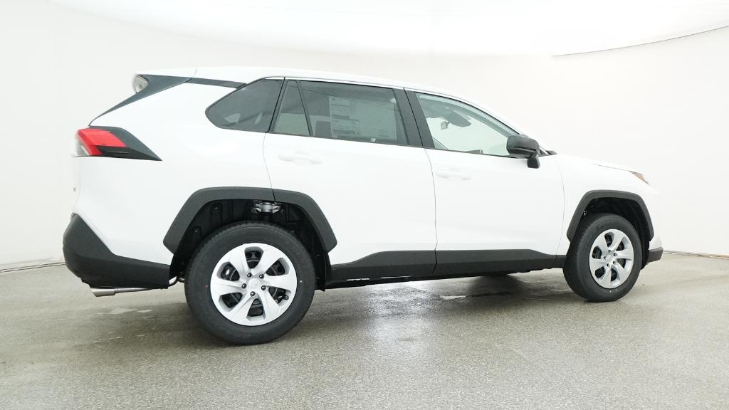 2025 Toyota RAV4 LE photo 21