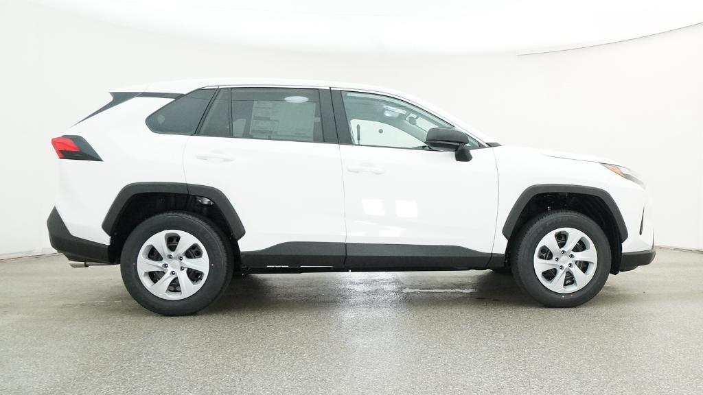 2025 Toyota RAV4 LE photo 24