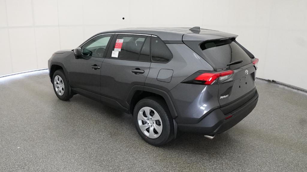 2025 Toyota RAV4 LE photo 13